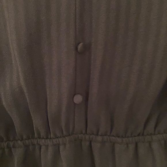 Nine West Peplum Top (NWOT) - Picture 10 of 11